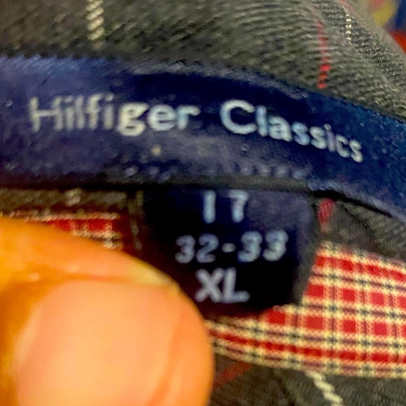 Tommy Hilfiger Men’s button down shirt Size (XL) 17 Neck Arm length 32-33 - Picture 2 of 5